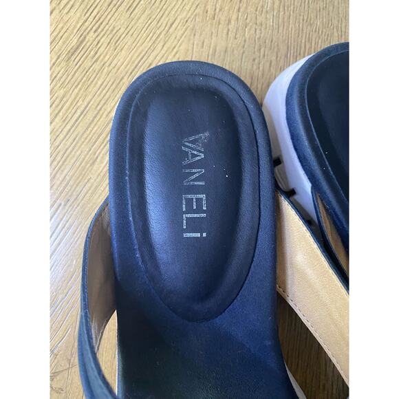 Vaneli Reny Dark Blue Suede Thong Slip-on Open Toe Lugg Sole Sandals Sz 8 - Picture 7 of 7